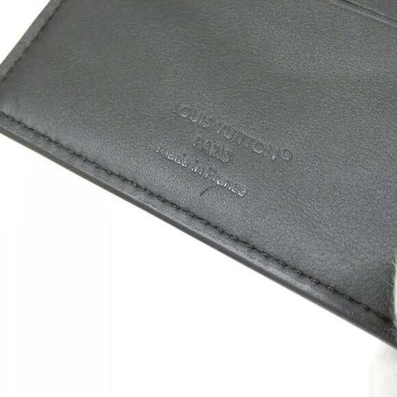 Louis Vuitton LV Aerogram Portefeuille Marco M25944 Wallet